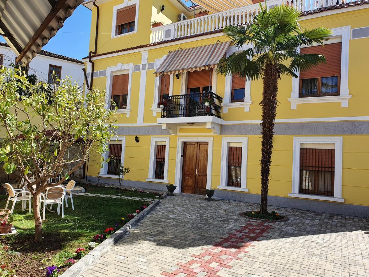 Villa Palma Center Берат Екстериор снимка